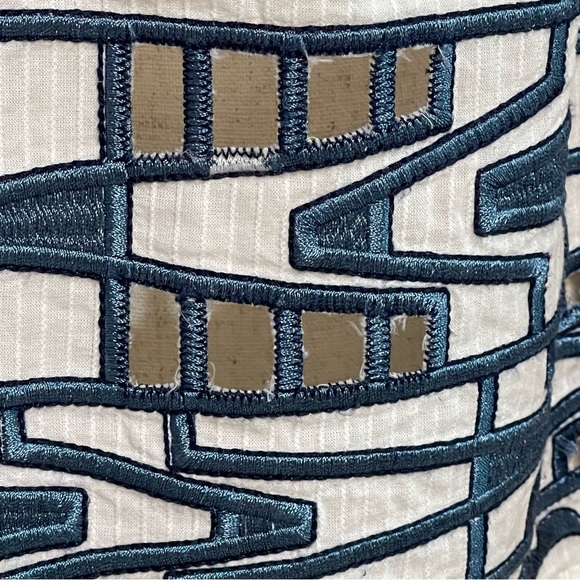 SEA New York Embroidered Detail Top Blouse Size XS - Picture 7 of 11